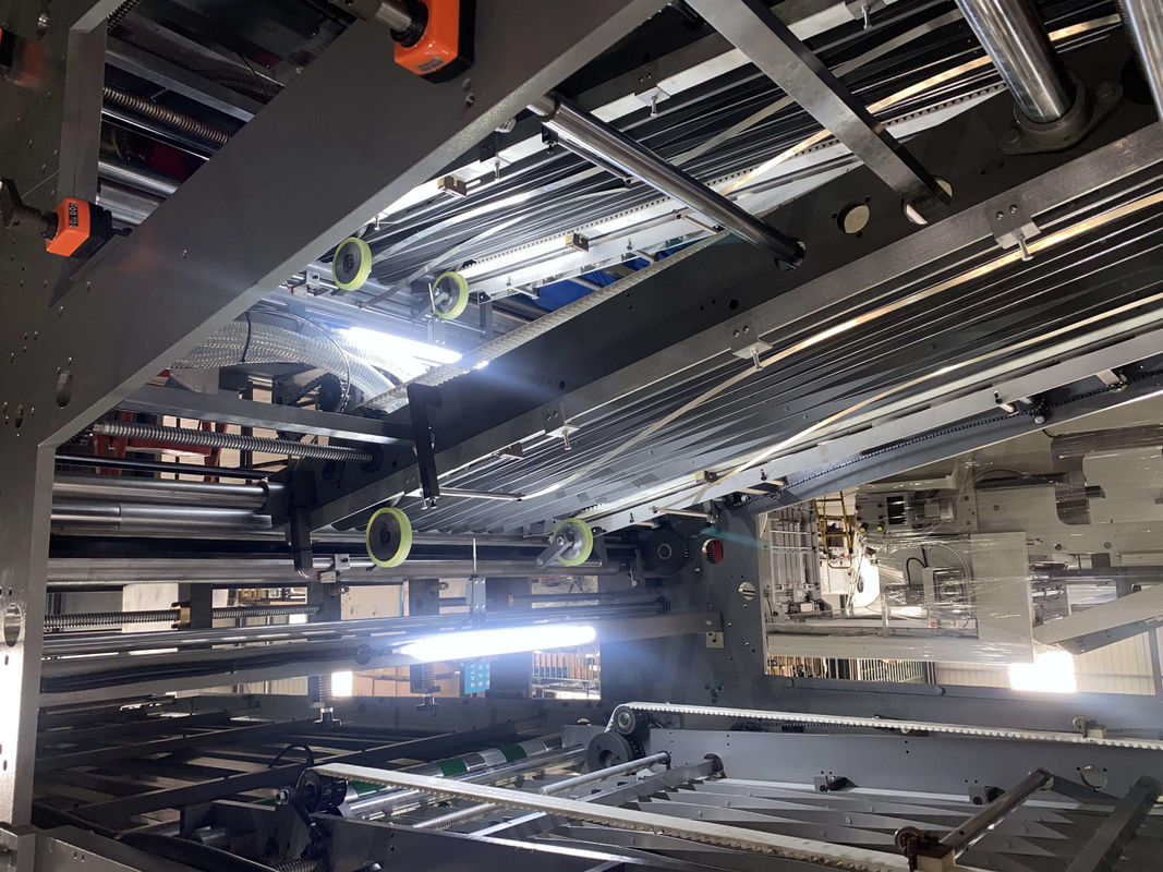 ISO 5-warstwowy laminator fletowy 30HP 380V Maszyna do laminowania tektury falistej