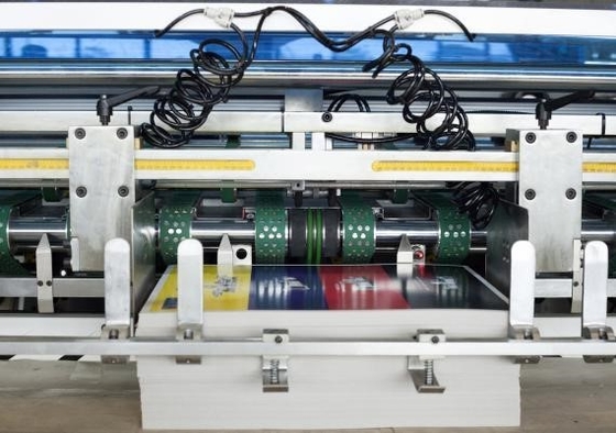 Becker Pump Chain Knife Maszyna do laminowania folii W pełni automatyczne laminowanie
